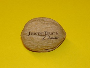 ungeknackte-nuss-timothy-trust-diamond Ungeknackte Nuss