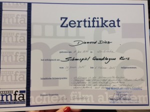 Zertifikat Diamond Schauspielerin Diamond Diaz
